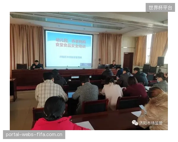 超过七成的培训机构正寻求与公立校园场馆合作,以满足监管对硬件设施的要求 超过七成的培训机构正寻求与公立校园场馆合作,以满足监管对硬件设施的要求
